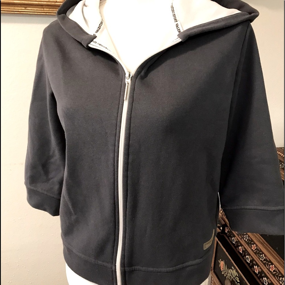 Valentino Hoodie size small 4/6. Three quarter sleeves.